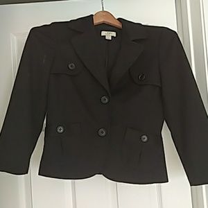 LAST CHANCE: Ann Taylor LOFT cropped blazer